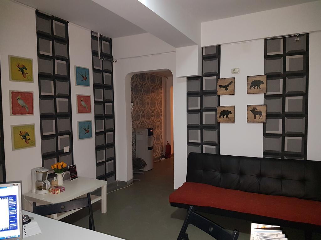 Vogue Hostel Букурещ Екстериор снимка